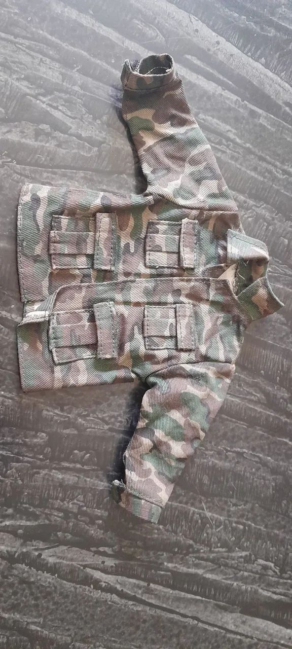 Kit militar para figuras 1/6 - Foto 3