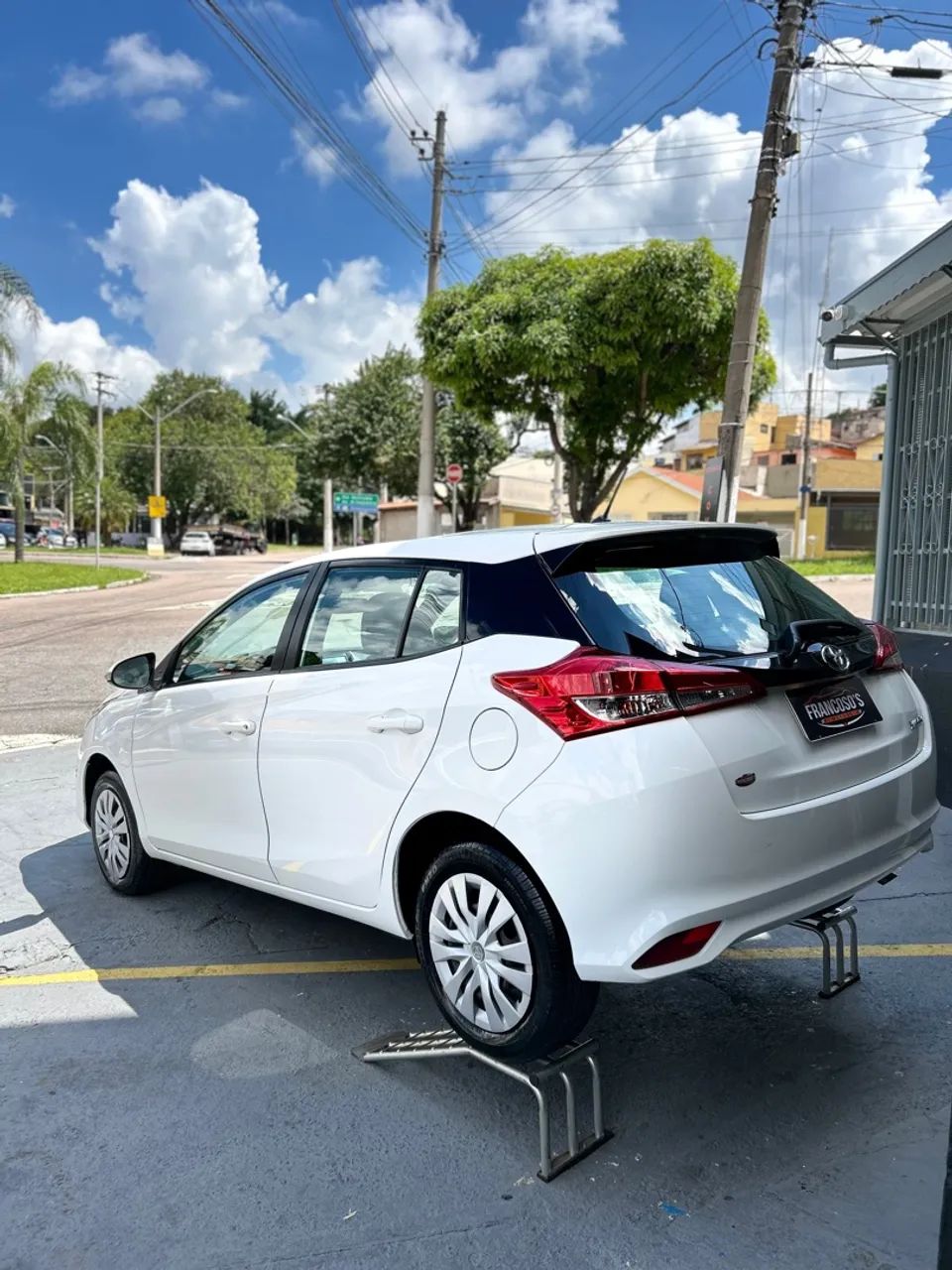 *TOYOTA YARIS 1.3 XL MULTIDRIVE 2022- (BAIXO KM) - Foto 4