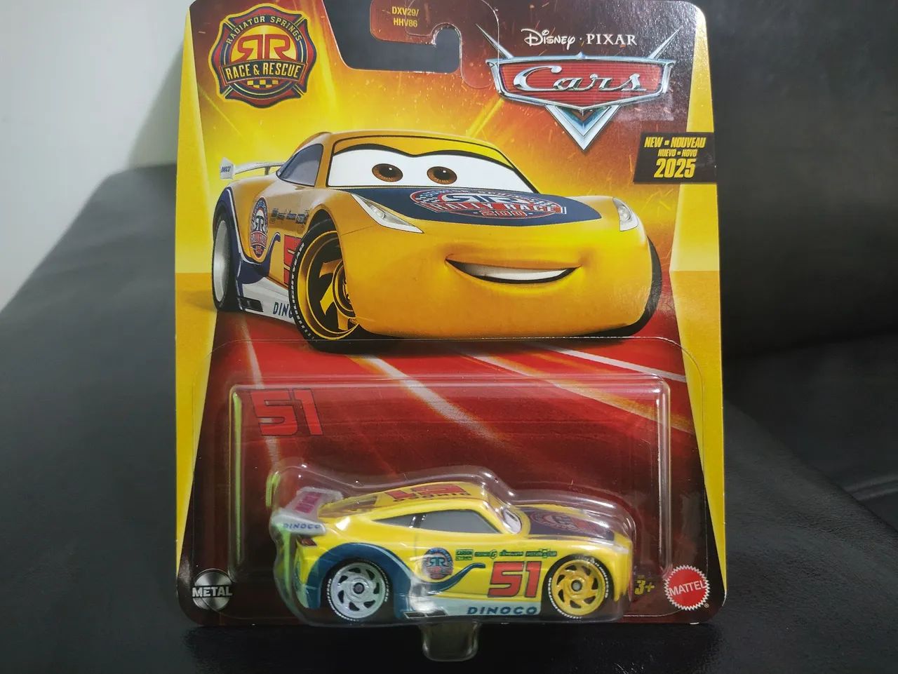 Miniatura Disney Cars Cruz Ramirez (Dinoco #51)