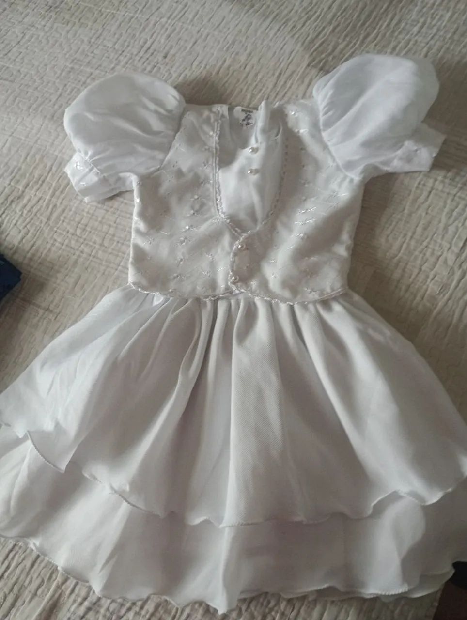 Conjunto infantil - Vestido branco e saia azul - Foto 3