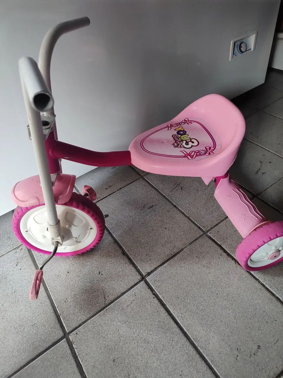 Bicicleta infantil rosa perfeito estado 
