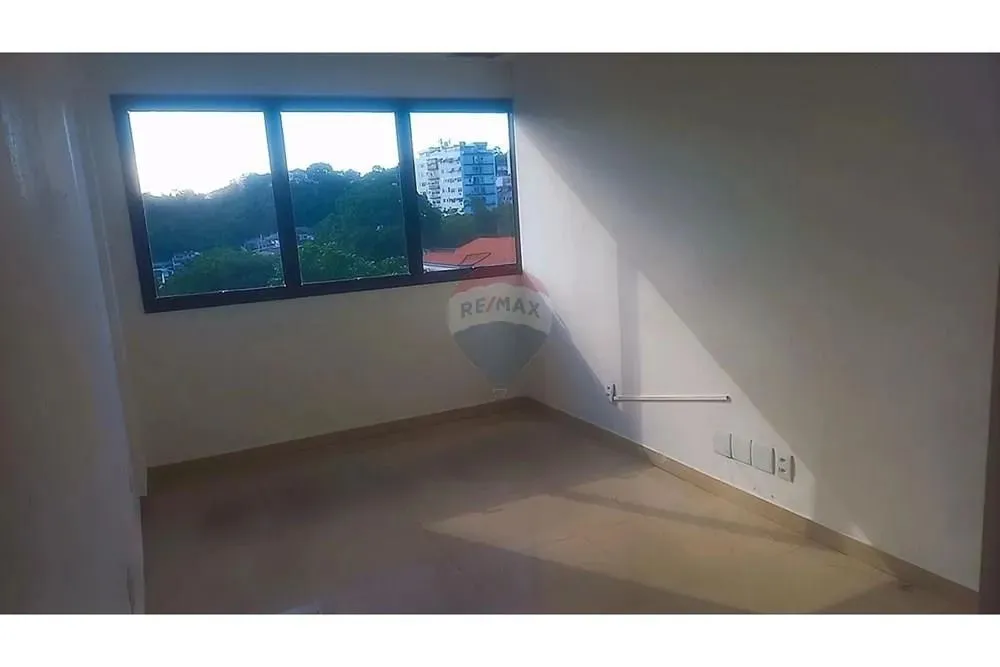 Sala Comercial na Prestigiada Avenida Geremário Dantas - Fusion Office Tower