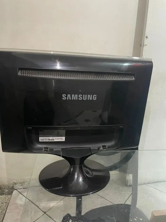 Monitor Samsung Syncmaster T220 22 1680x1050 Wide - Foto 3