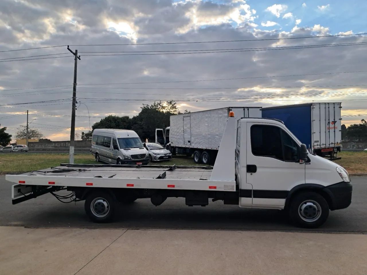 Iveco 35s14 guincho plataforma 2016 - Foto 3