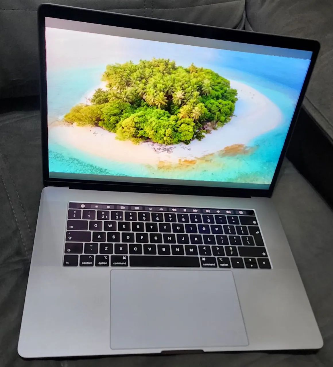 MacBook Pro i9. 32gb. 15 polegadas. Super máquina