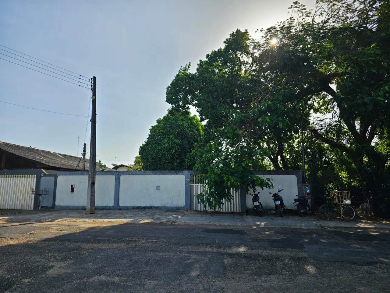 Casa à Venda - Ótima Oportunidade para Reforma!