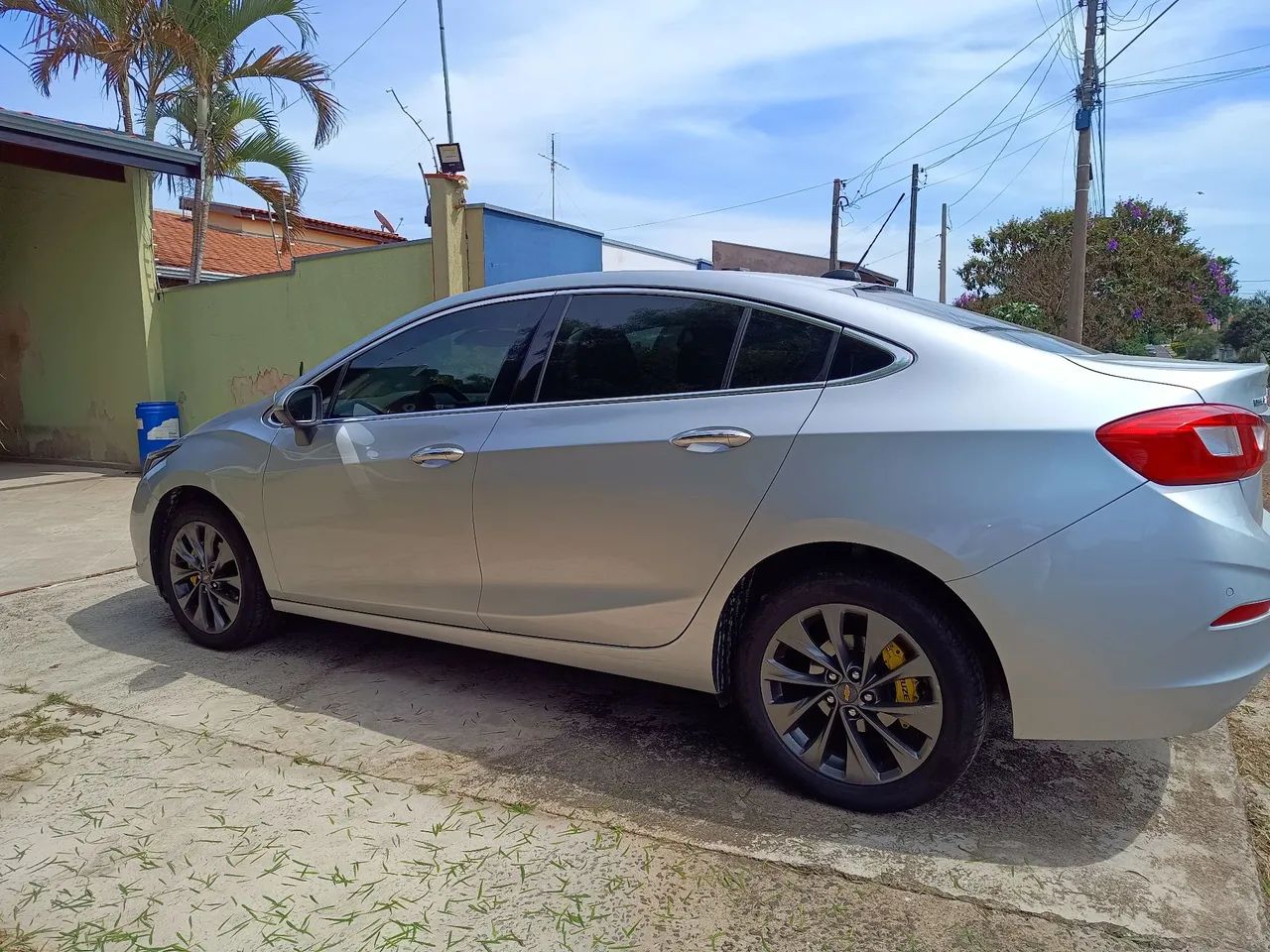 Chevrolet cruze LTZ em ótimo estado - Foto 2