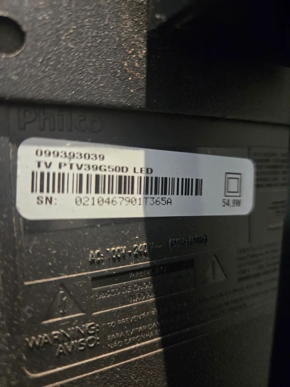 Televisão de tela plana da marca Philco. - Foto 2