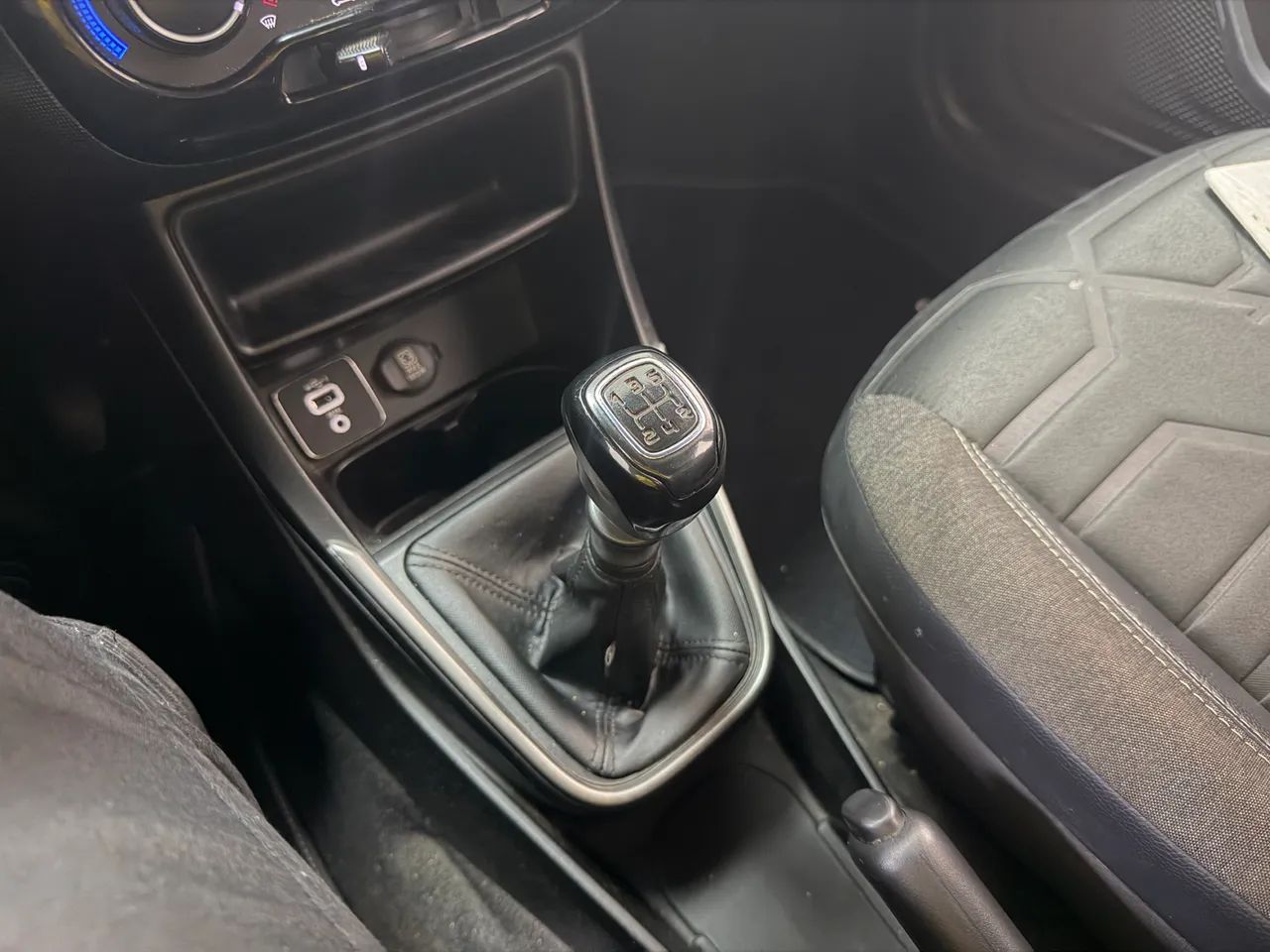 Fiat Strada Volcano 1.3 Flex 8V CD 2022 - Foto 5