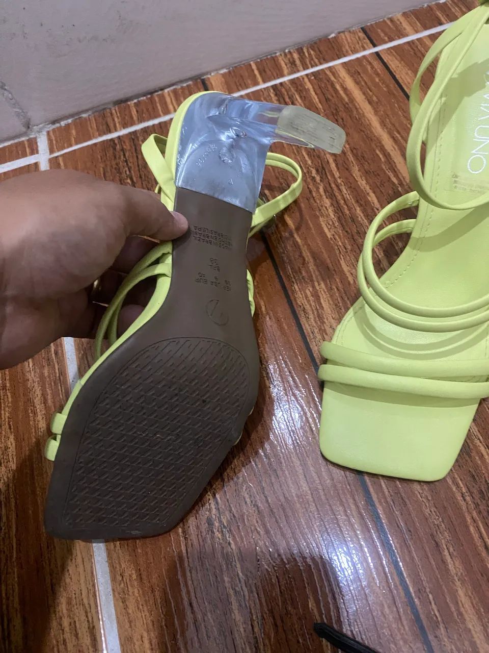 Salto acrílico via uno  - Foto 2