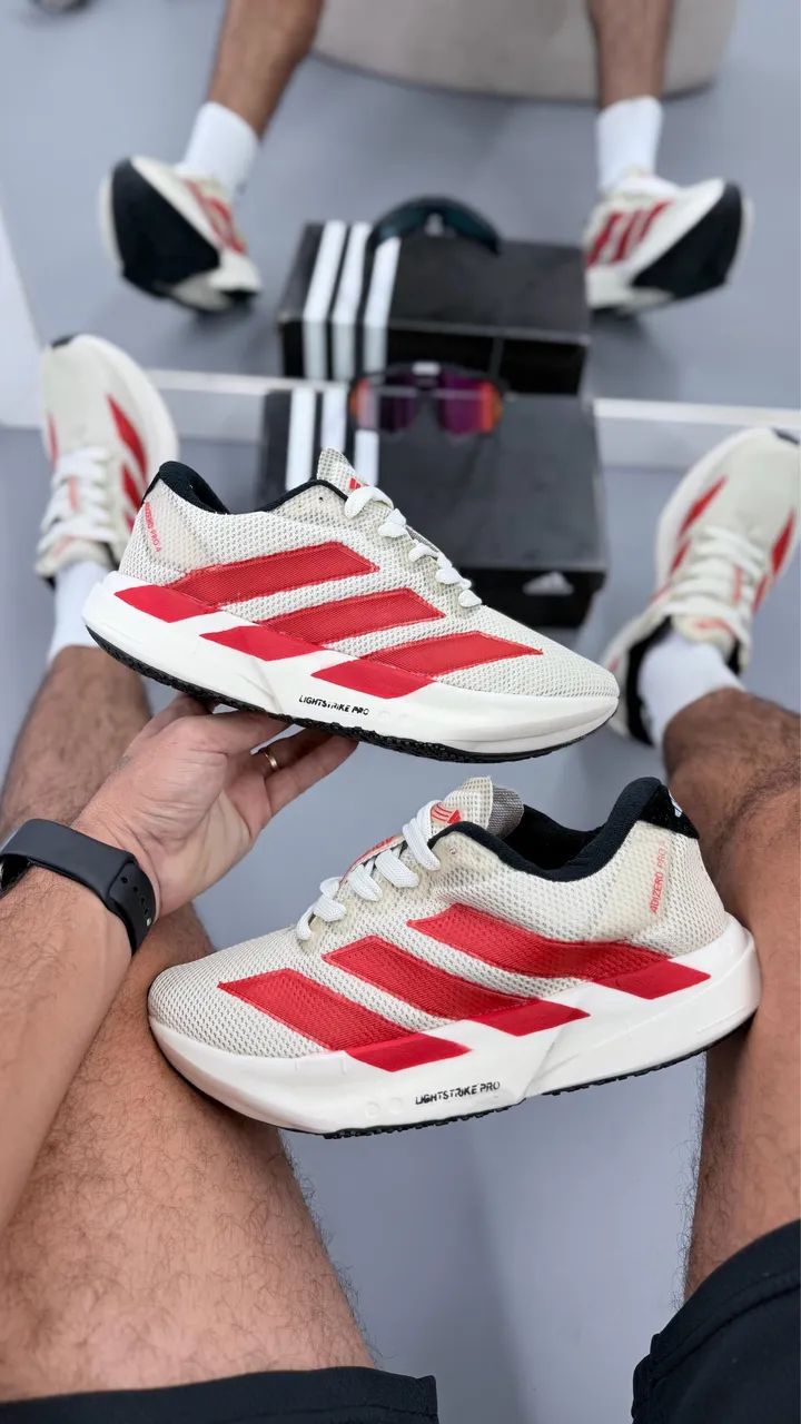 Tênis Adizero Pro 4