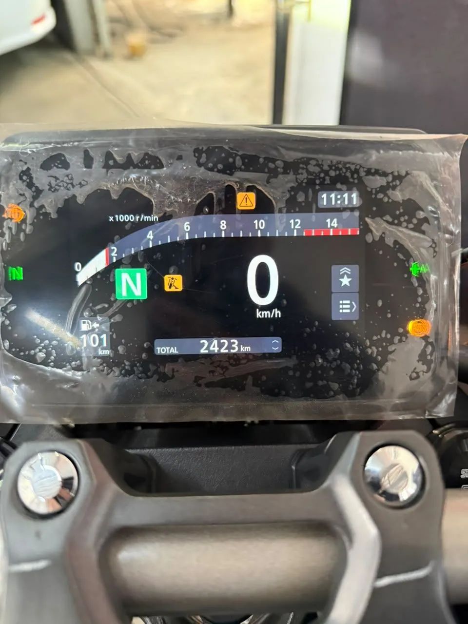 CB 650R E-Clutch - Foto 5