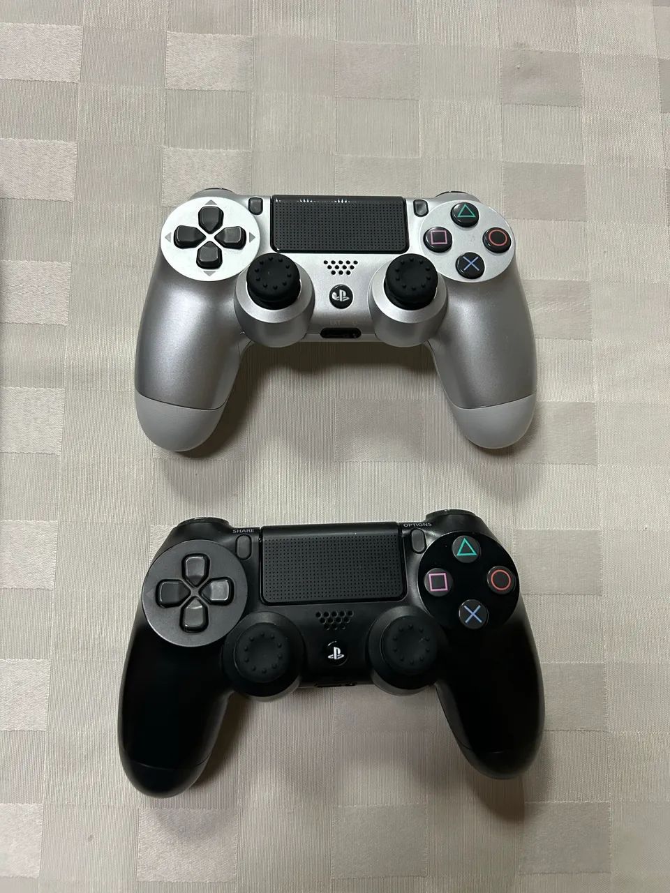 PlayStation 4 slim 1TB - Foto 2