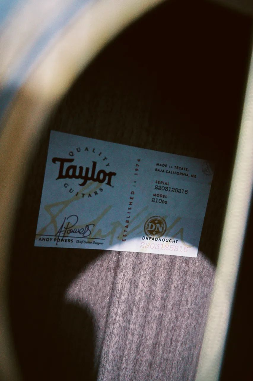Violão Taylor 210ce  - Foto 5