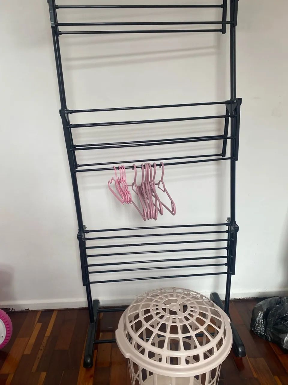 Varal+cesto+ cabides  - Foto 2