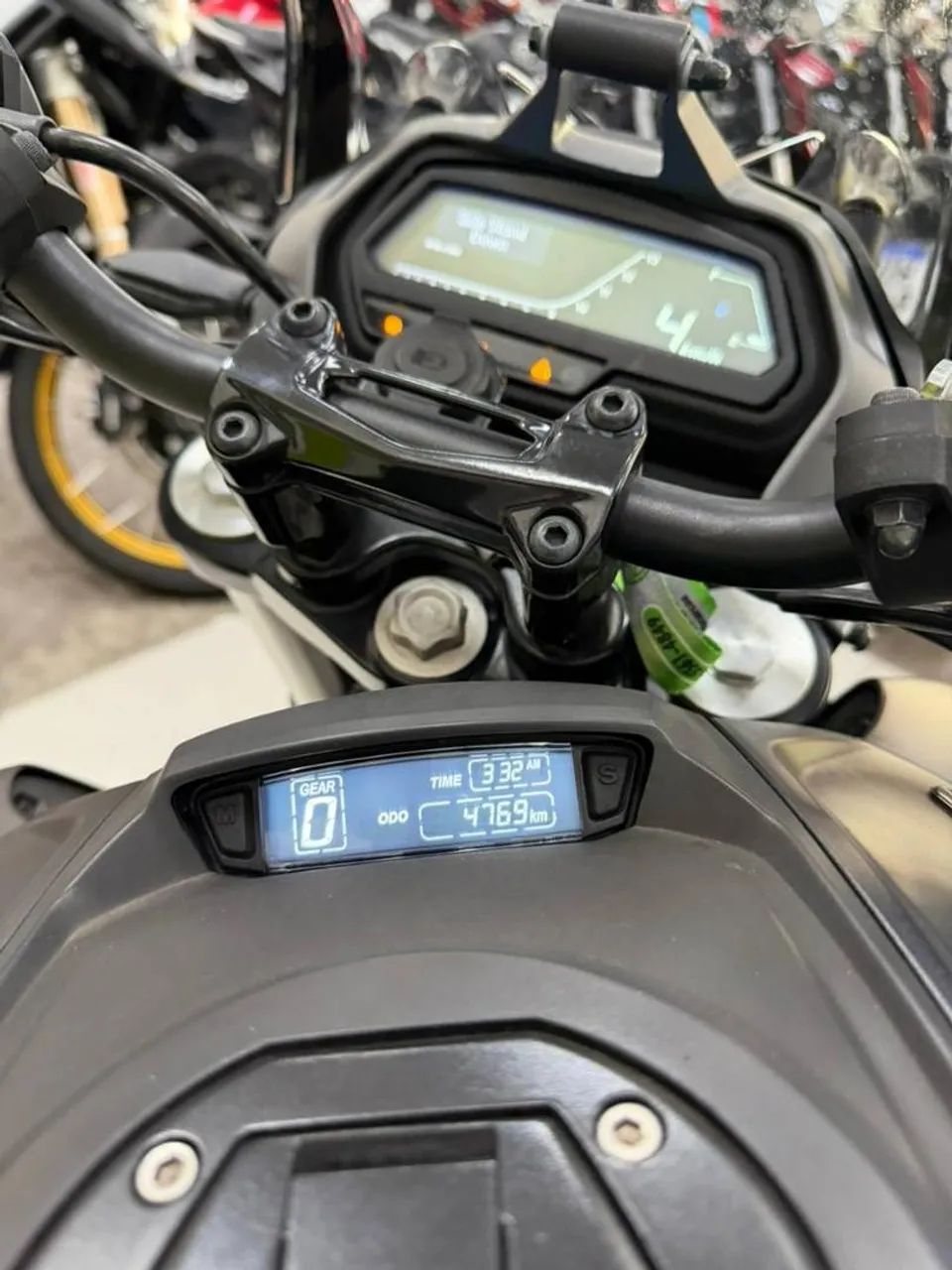 BAJAJ DOMINAR 400 - Foto 4