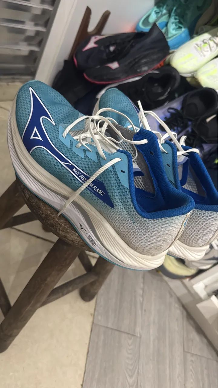 Mizuno Wave Rebellion Flash