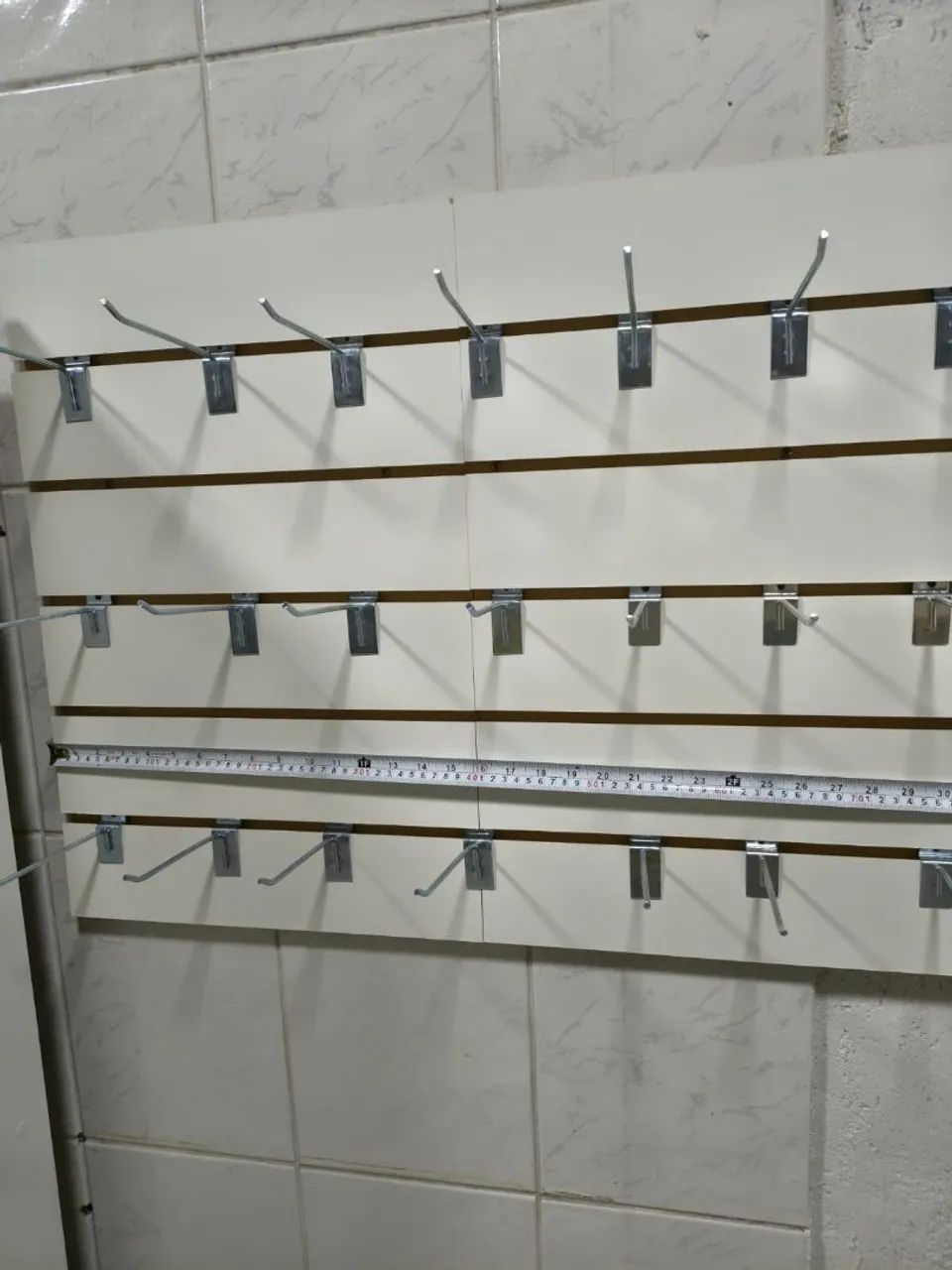 Painel com ganchos  - Foto 3