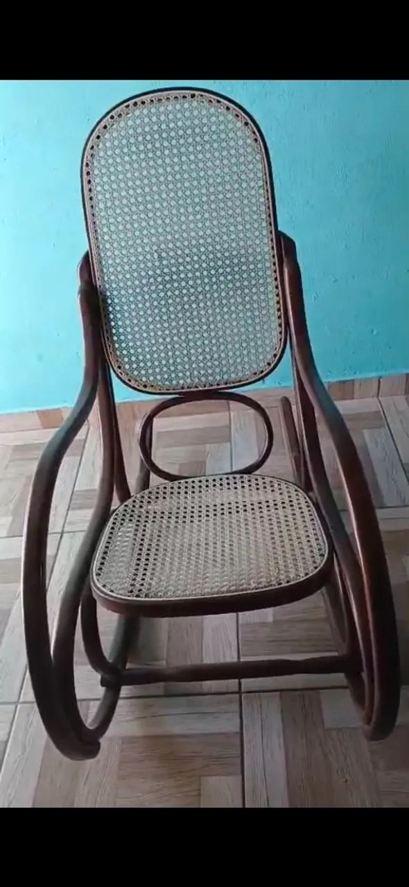 Cadeira de balanço de vime