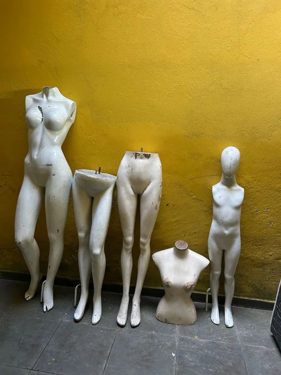 MANEQUINS A VENDA NO PRECINHO  - Foto 3