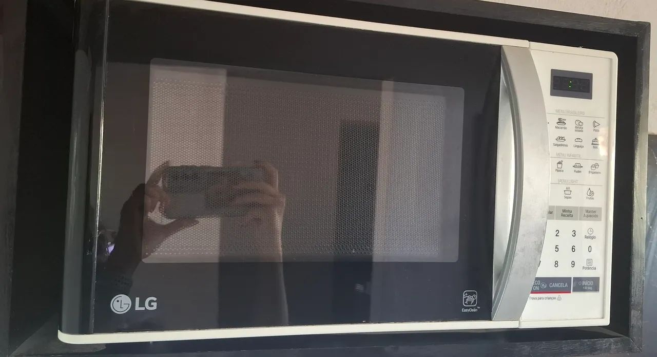 Micro-ondas LG 30 litros