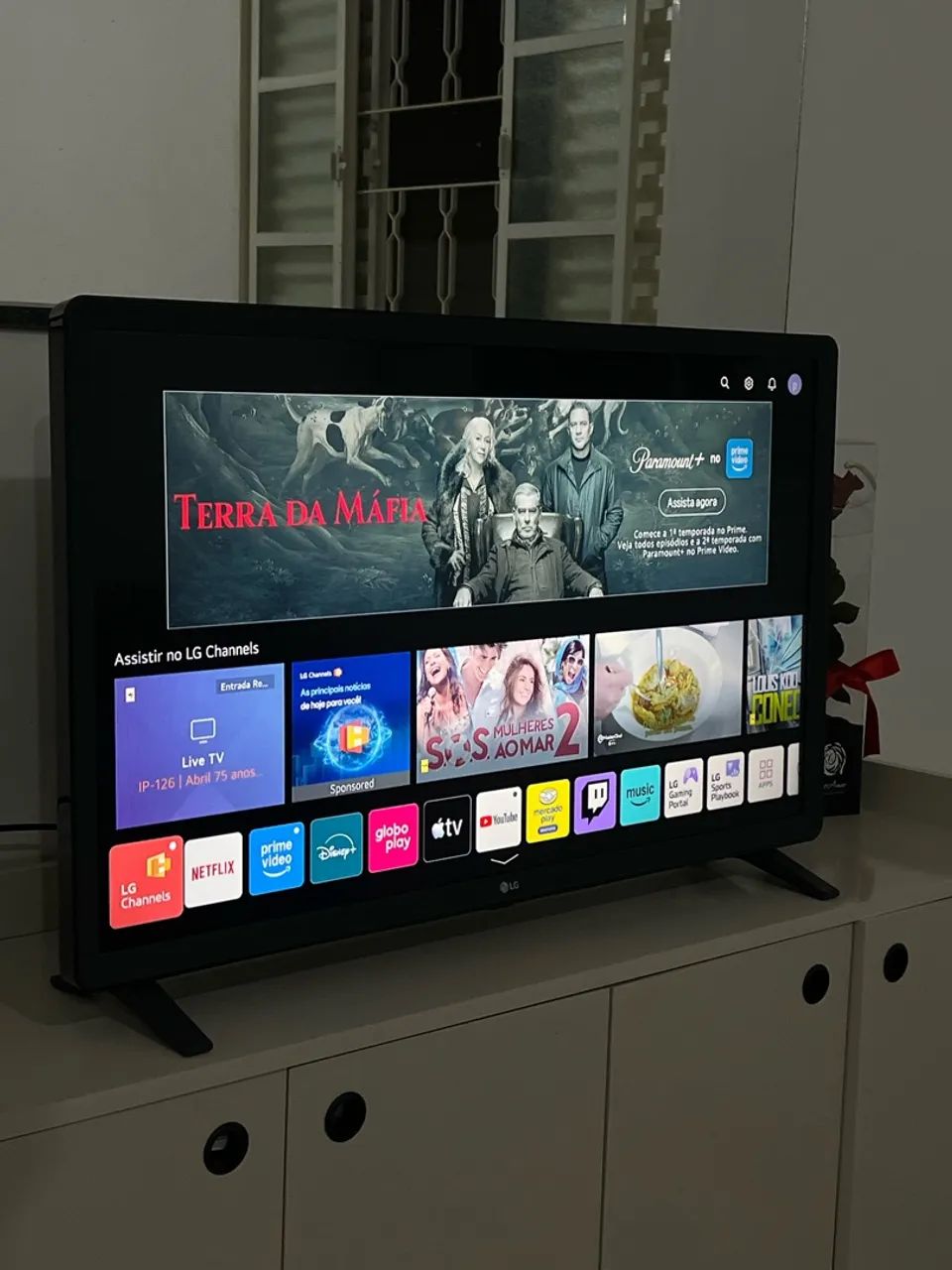 SMART TV LG 32 POLEGADAS - MUITO NOVA
