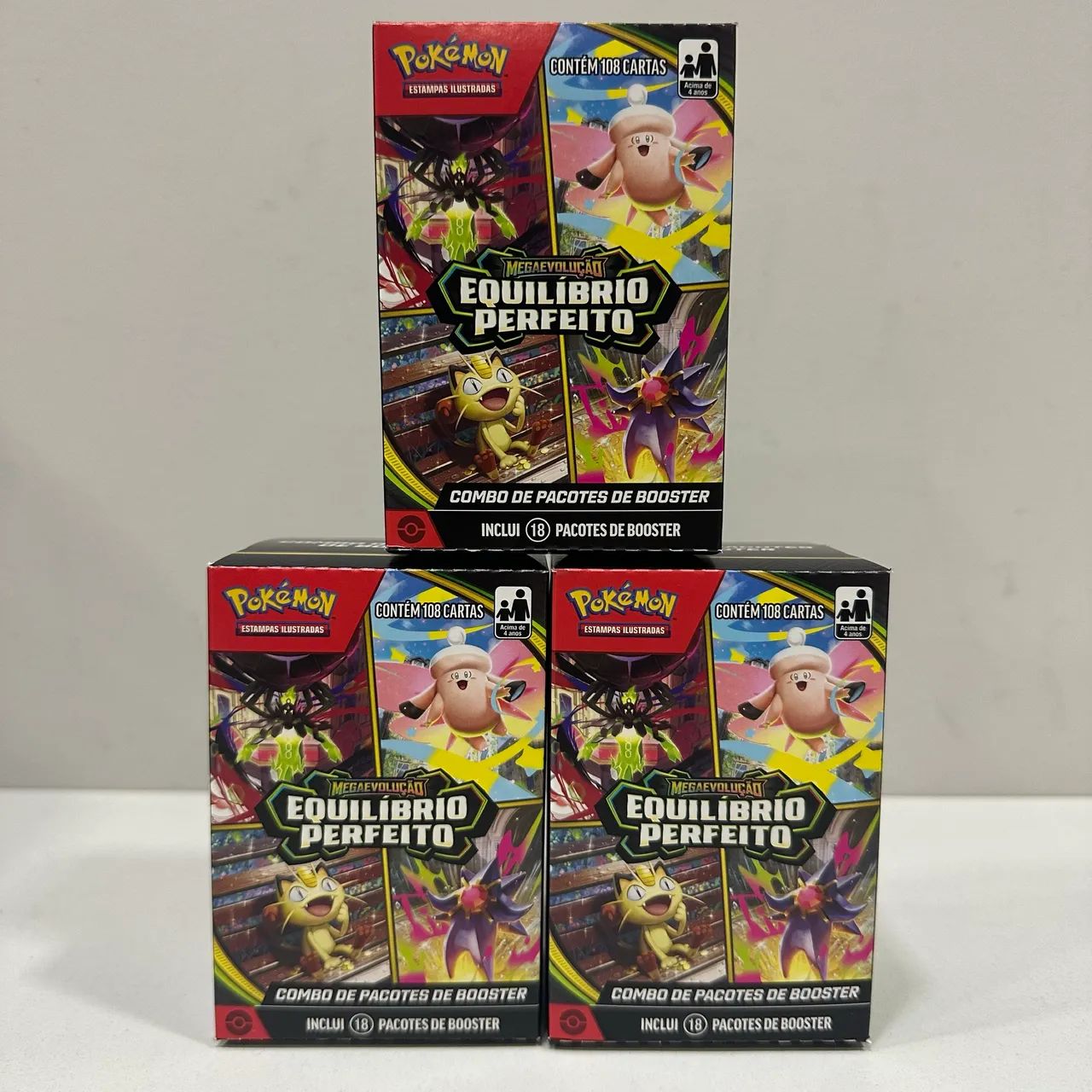Combo de Boosters 18 Boosters Equilíbrio Perfeito Pokémon TCG - FFSTOREGAMES