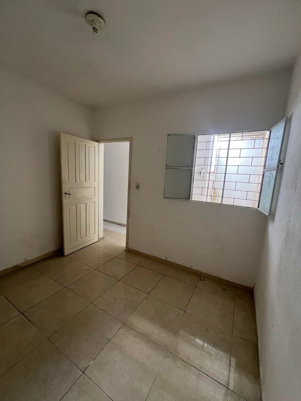 Aluga-se casa no Feitosa  - Foto 2
