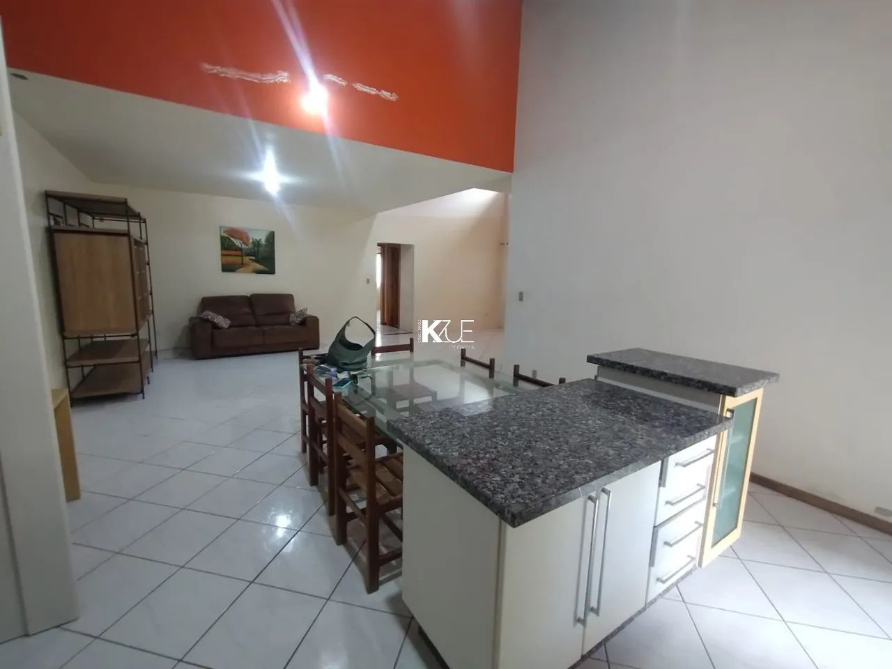 Casa Térrea com Mezanino e 4 Suítes Espaço e Conforto em localização privilegiada no Balne - Foto 4