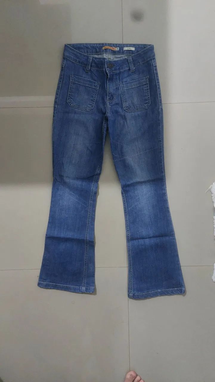 Calça Jeans Flare  Feminina 36 - Foto 2