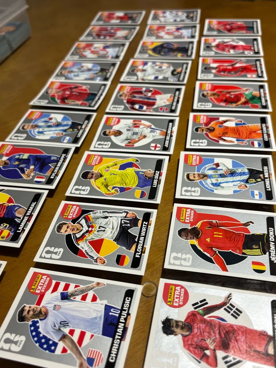 Legend Panini PRATA - R$139 a unidade. Extra Stickers Panini 2026 - Foto 2