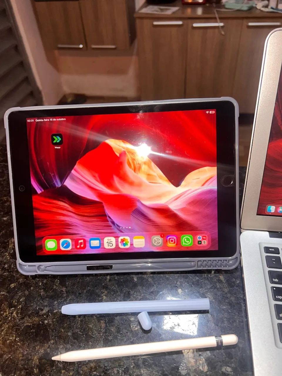 MacBook Air e iPad 9 mais Aple Pencil   TROCO EM PS5 - Foto 3