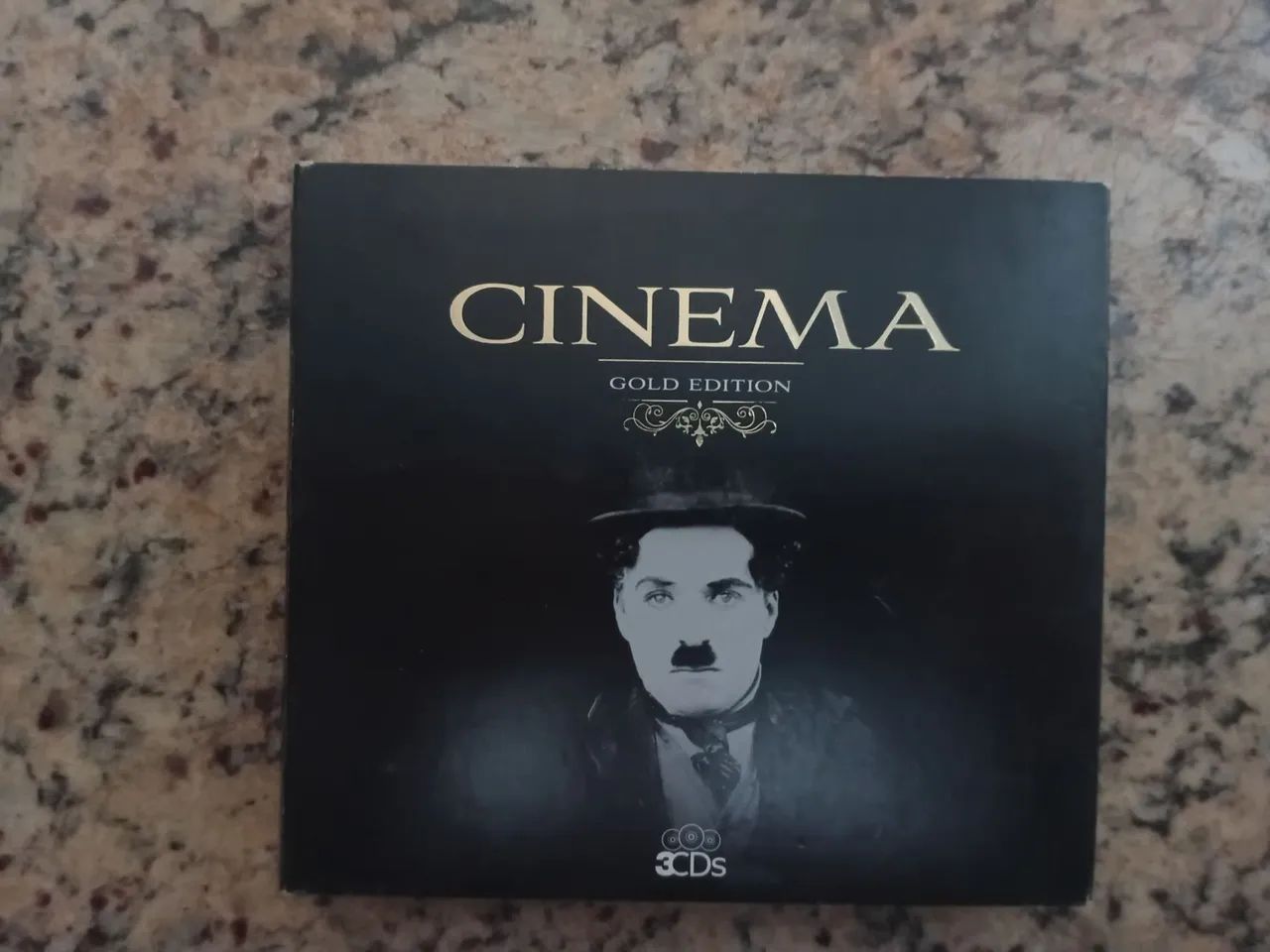 Cd triplo Cinema gold edition - temas de filmes 
