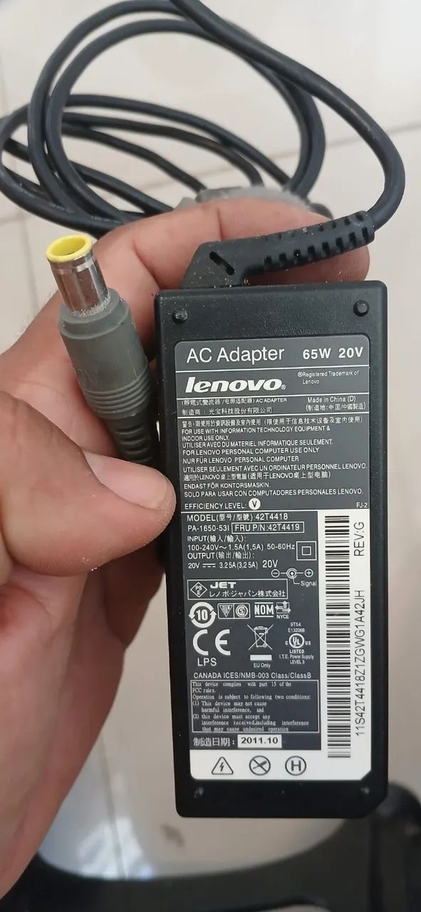 Fonte Notebook Lenovo 65W 20V