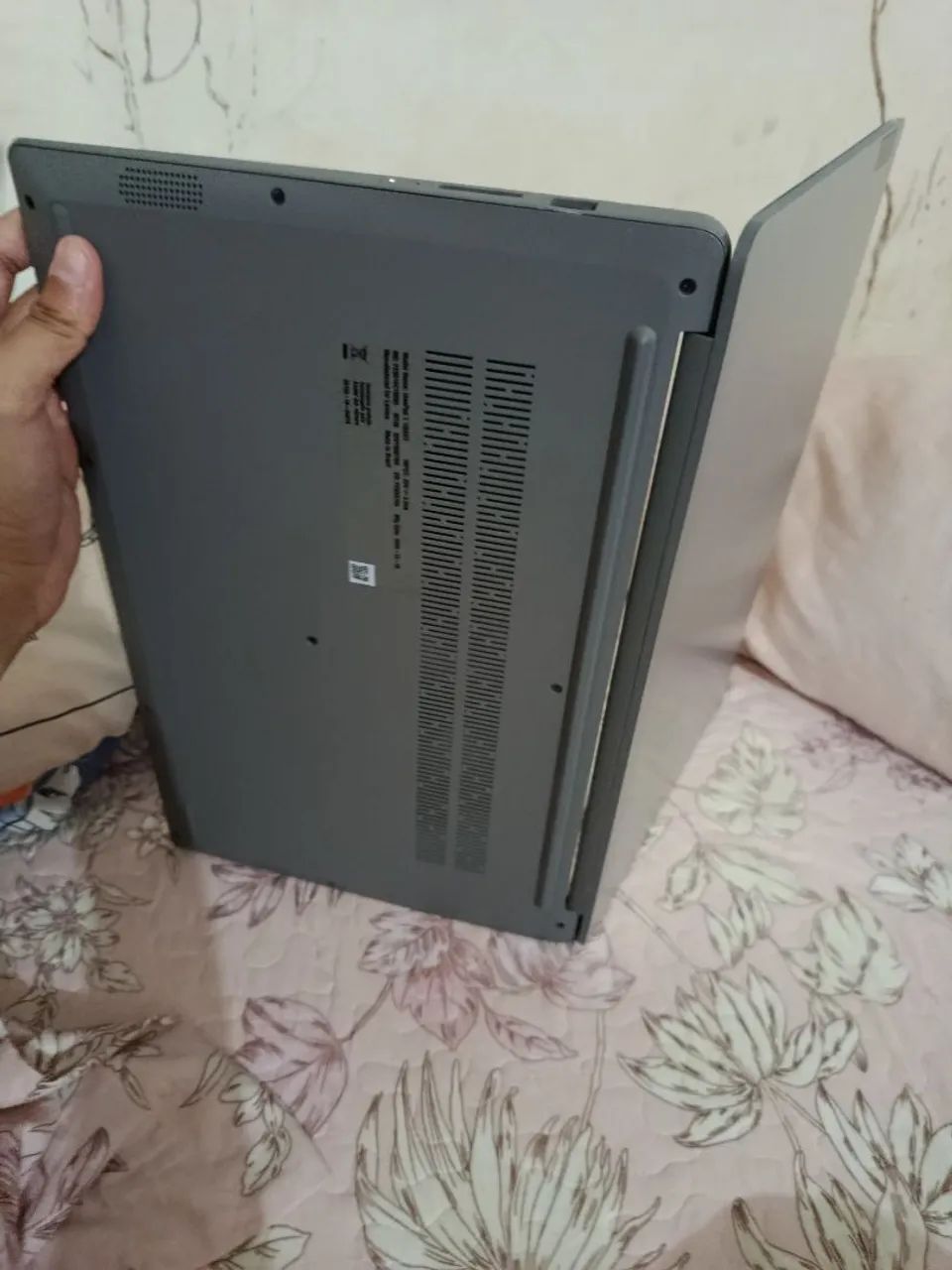 Vende-se notebook lenovo em perfeito estado. - Foto 2