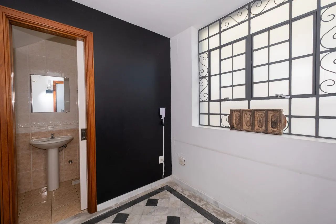 Sala Comercial para Locação no Centro de Pelotas/RS  Espaço Funcional, Excelente Visibilid - Foto 2