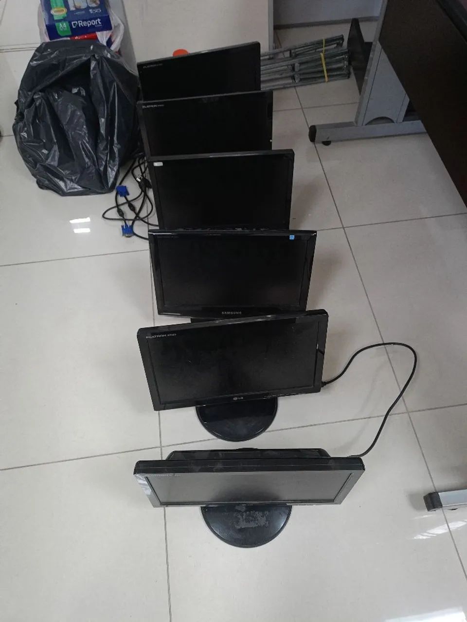 Monitor flatron w1642s 15,6 polegadas usado