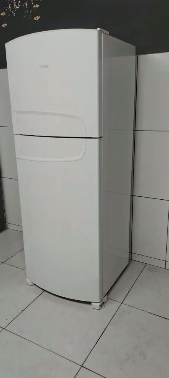 Vende uma geladeira  - Foto 4