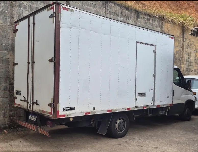 Iveco  - Foto 2