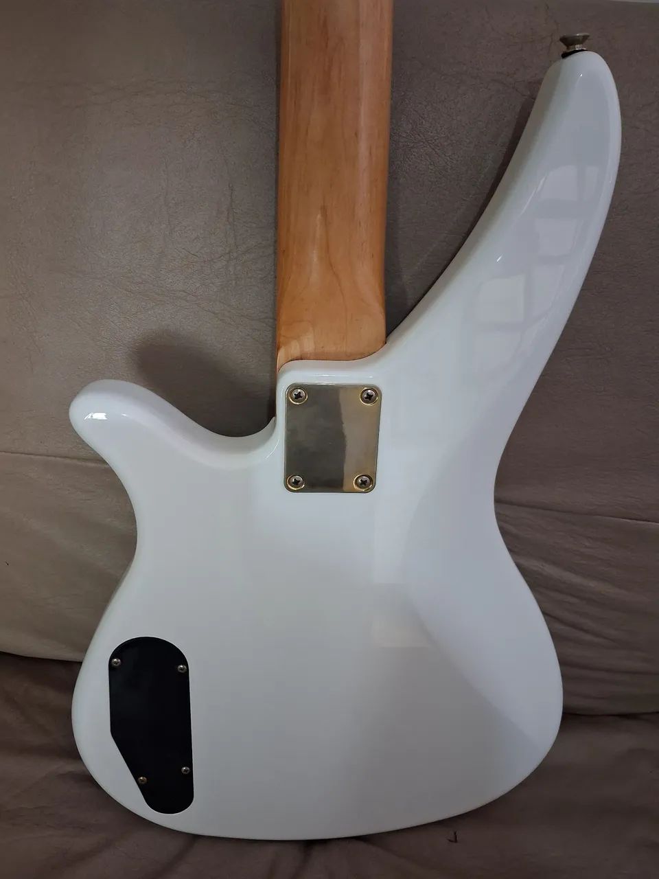 Baixo 4 cordas Yamaha  - Foto 3