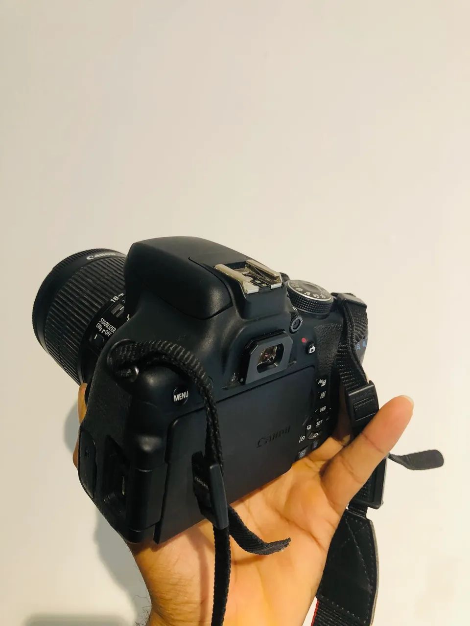 Câmera profissional Canon T6i Wi-Fi  - Foto 3