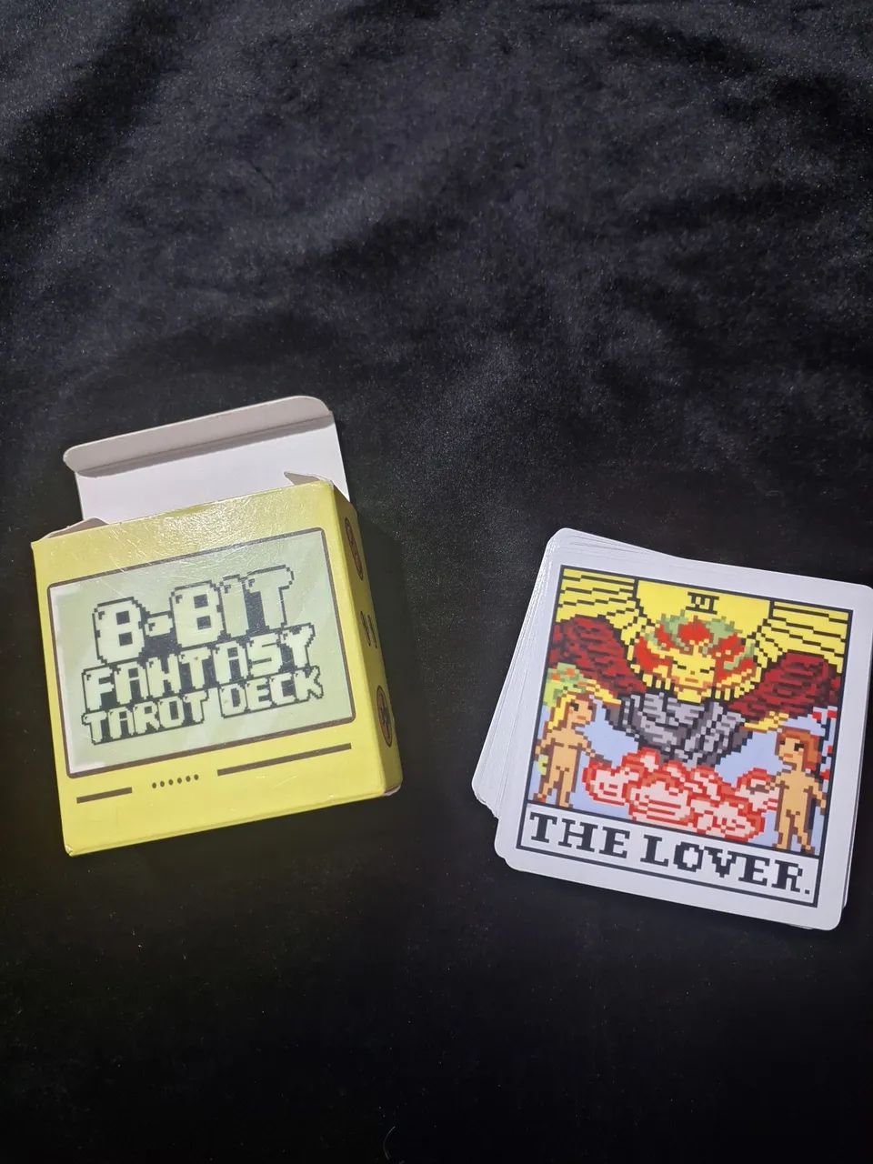 baralho de tarot 8-bit fantasy deck