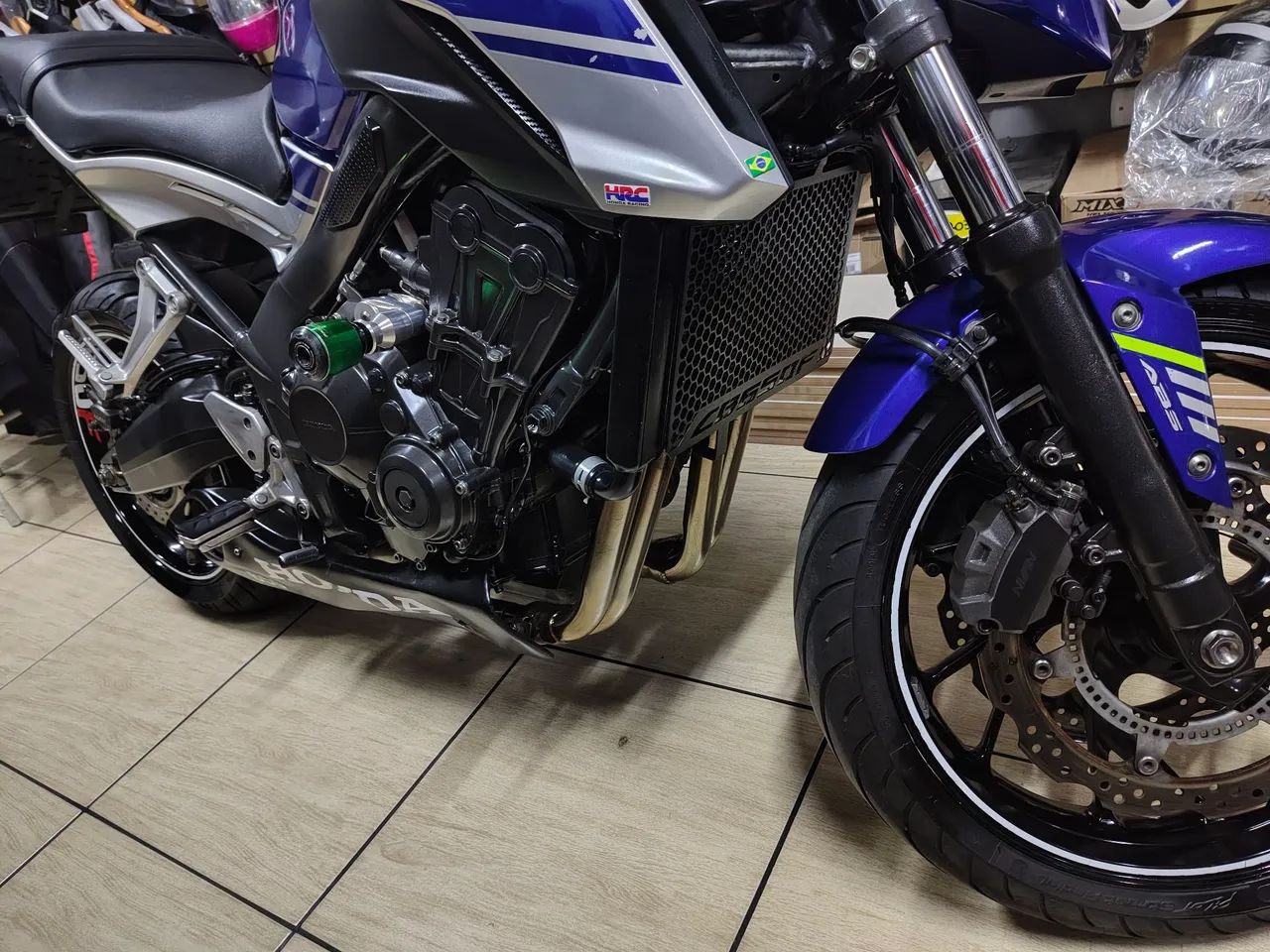 CB 650f 2018  - Foto 2