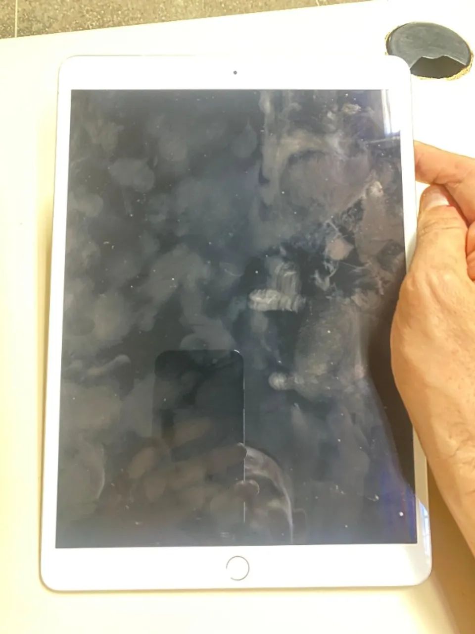 VENDO iPad Air - 3ª GERAÇÃO | WI-FI + CELULAR - Foto 2