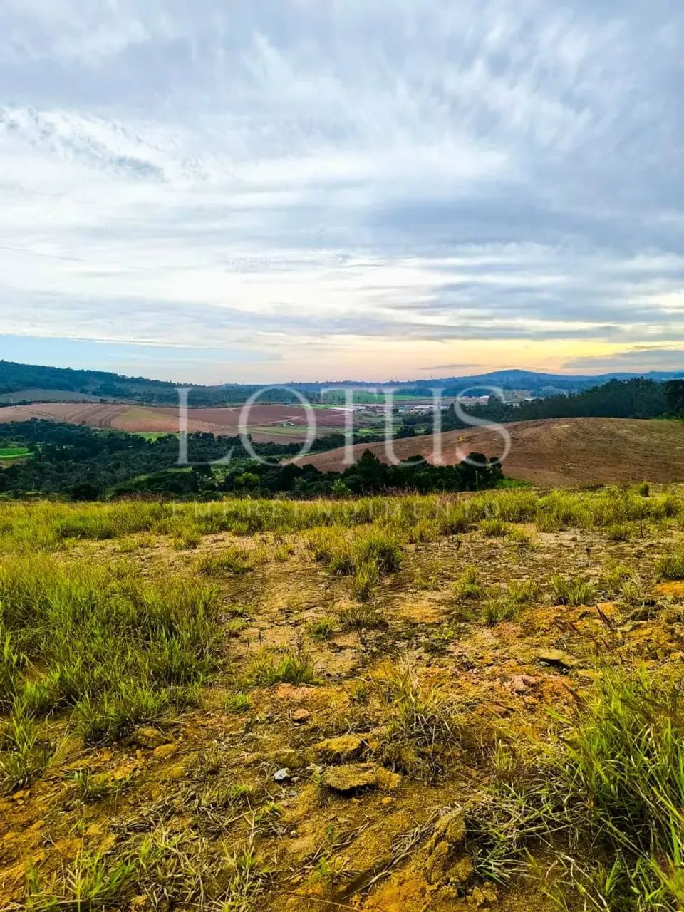 TERRENOS EM CAUCAIA DO ALTO COMÓDOS AO LADO - Foto 3