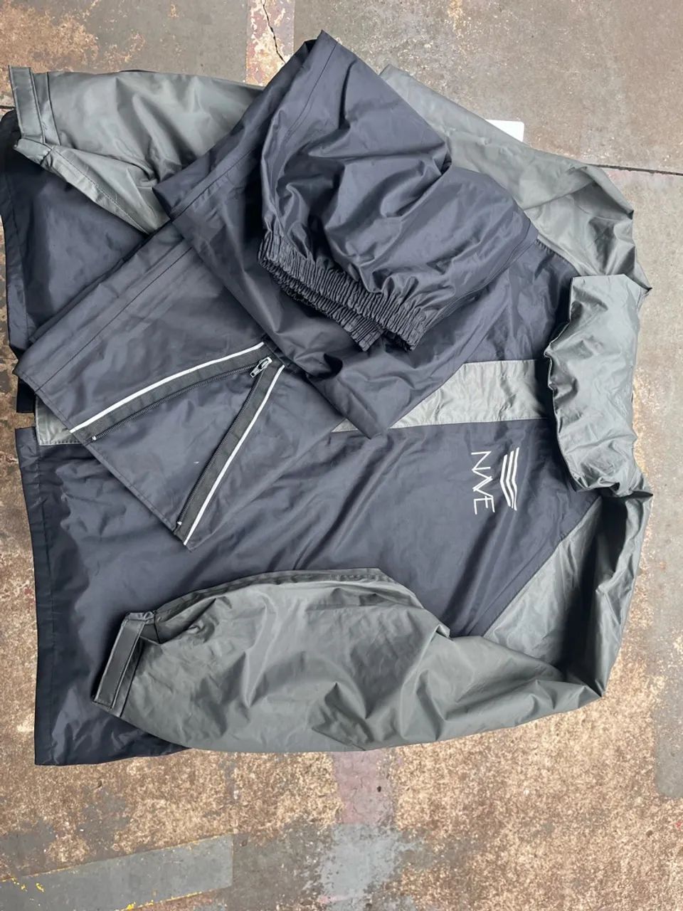 Capa de chuva marca ( Nave ) - Foto 2
