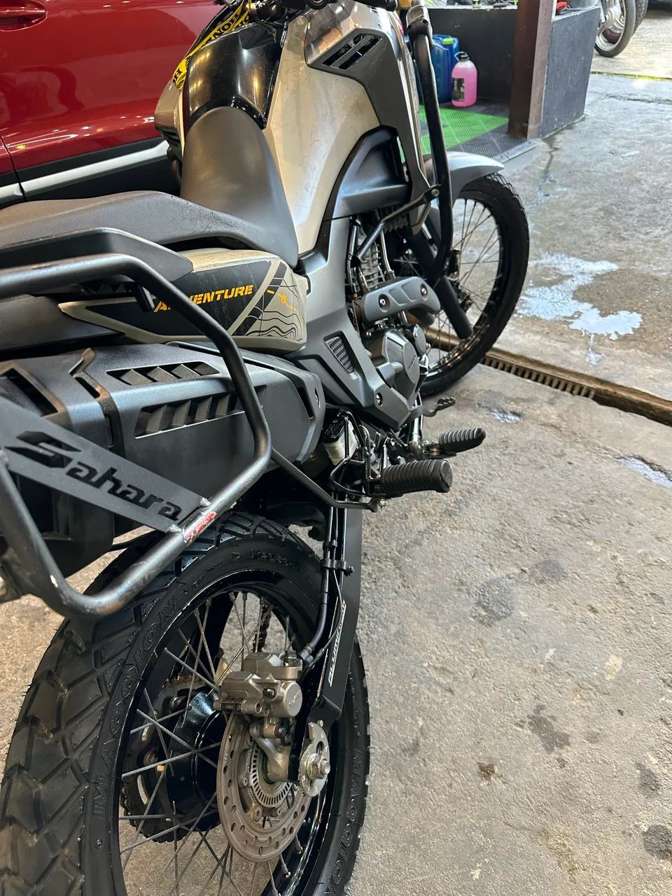 HONDA XRE 300 SAHARA ADVENTURE  - Foto 9