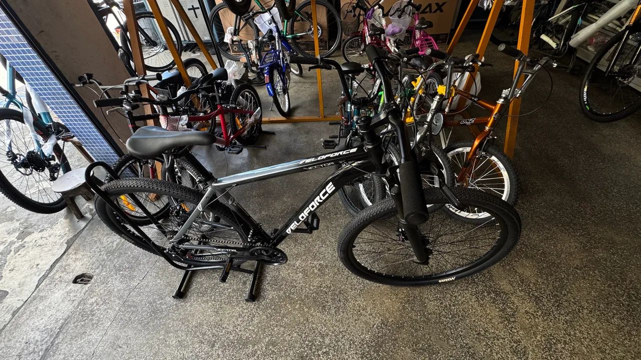 PROMOÇÃO BICICLETA ARO 29 alumínio preta com cinza  - Foto 3