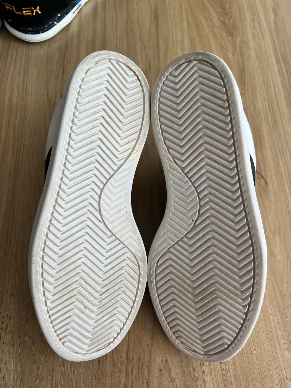 Tênis adidas casual 37 - Foto 4
