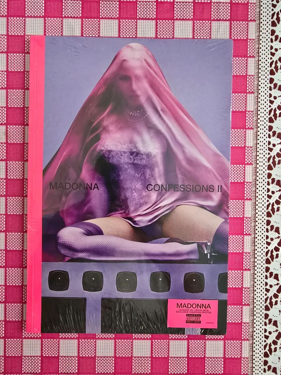 CD Book Madonna - CONFESSIONS II - Edição Limitada (Lacrado)